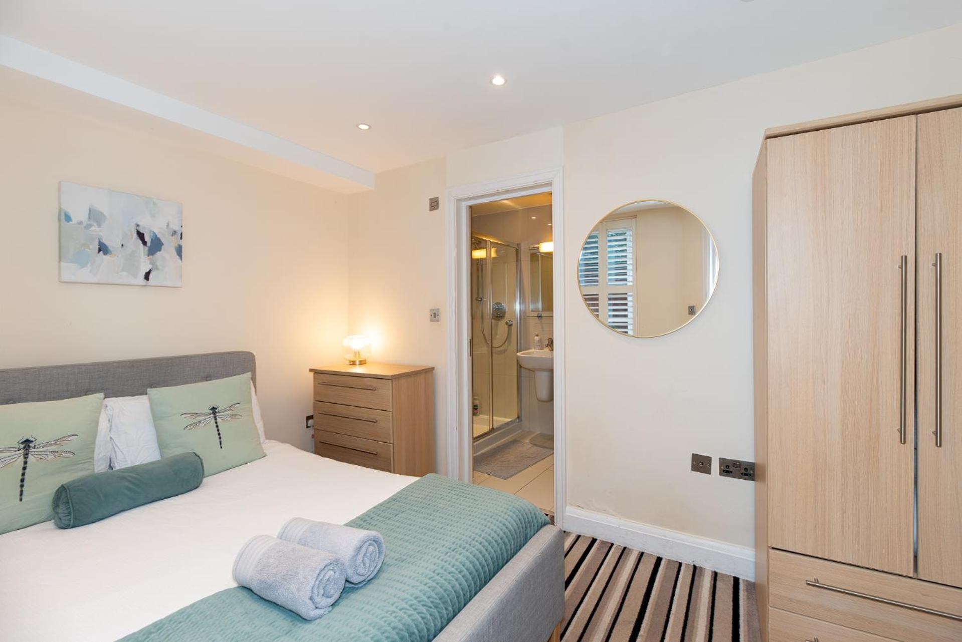 3 Bedroom Apartment With Private Terrace In Pimlico, Westminster, Victoria Londra Dış mekan fotoğraf