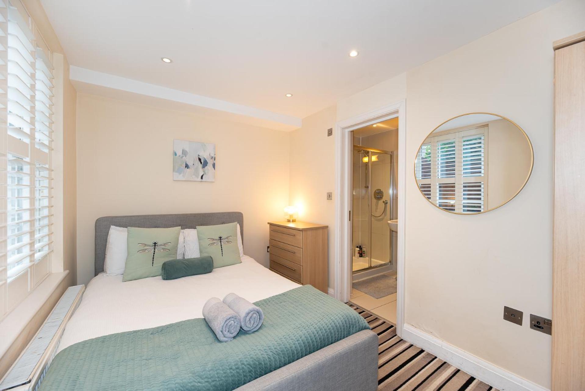 3 Bedroom Apartment With Private Terrace In Pimlico, Westminster, Victoria Londra Dış mekan fotoğraf