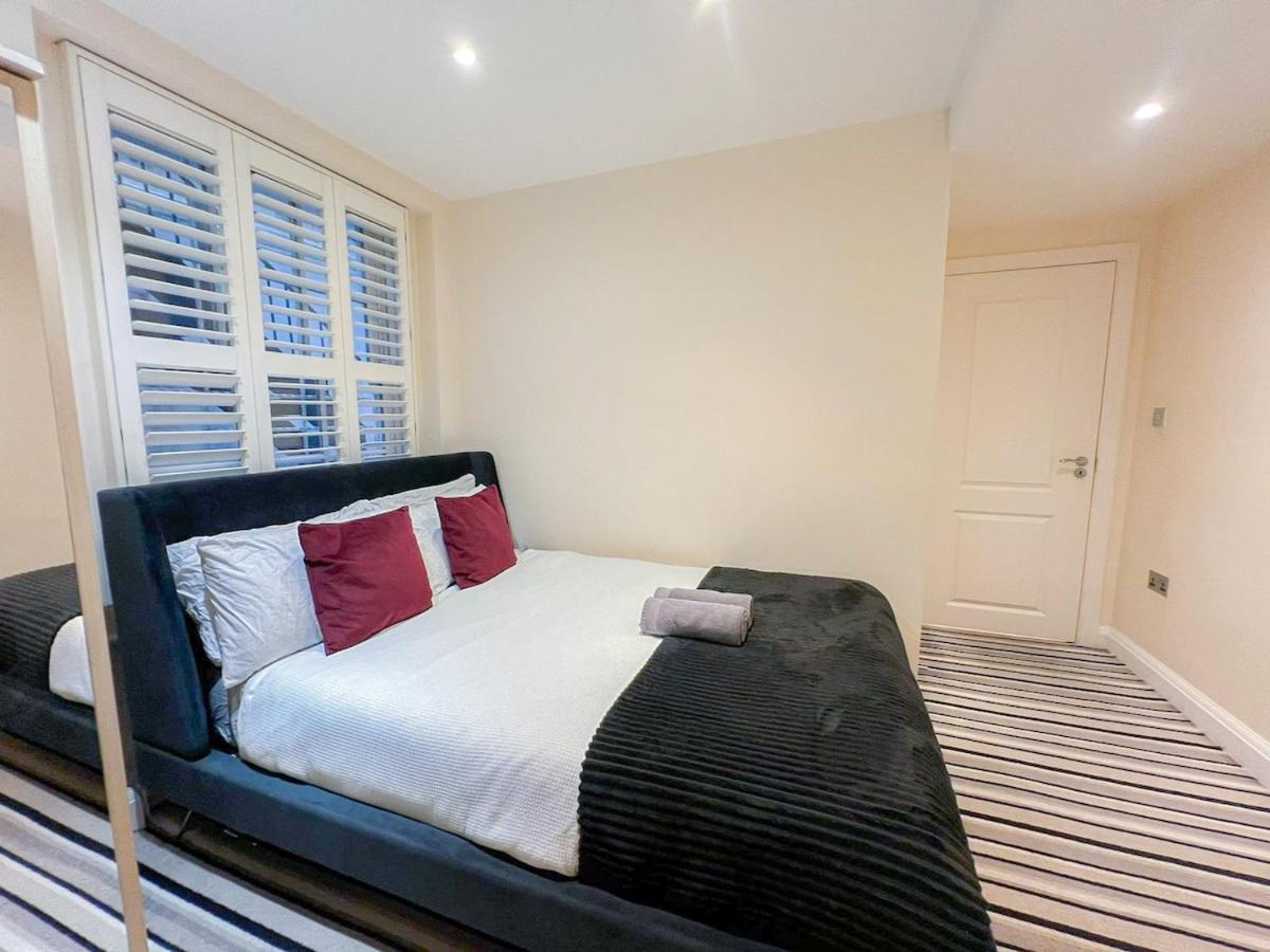 3 Bedroom Apartment With Private Terrace In Pimlico, Westminster, Victoria Londra Dış mekan fotoğraf