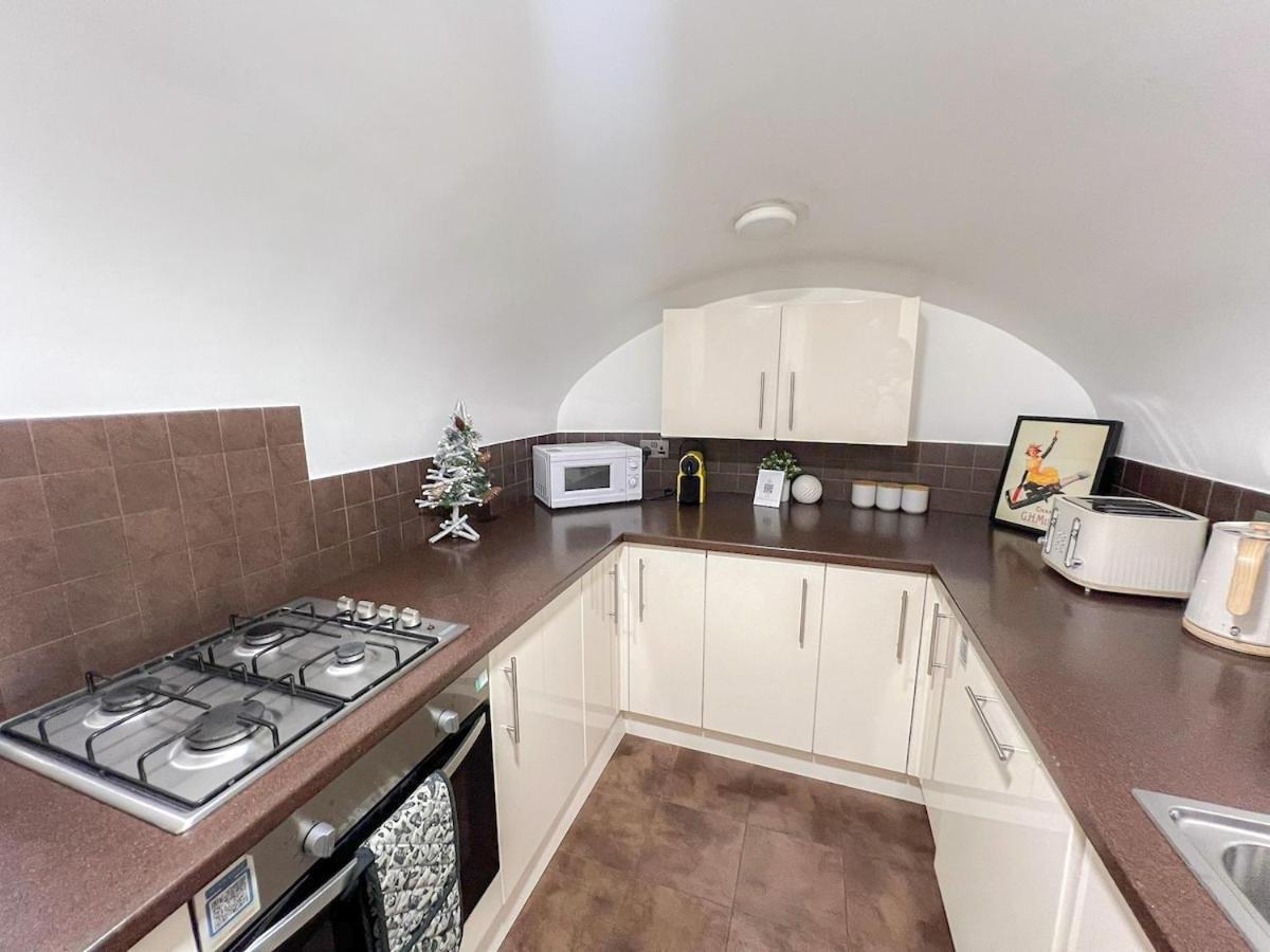 3 Bedroom Apartment With Private Terrace In Pimlico, Westminster, Victoria Londra Dış mekan fotoğraf